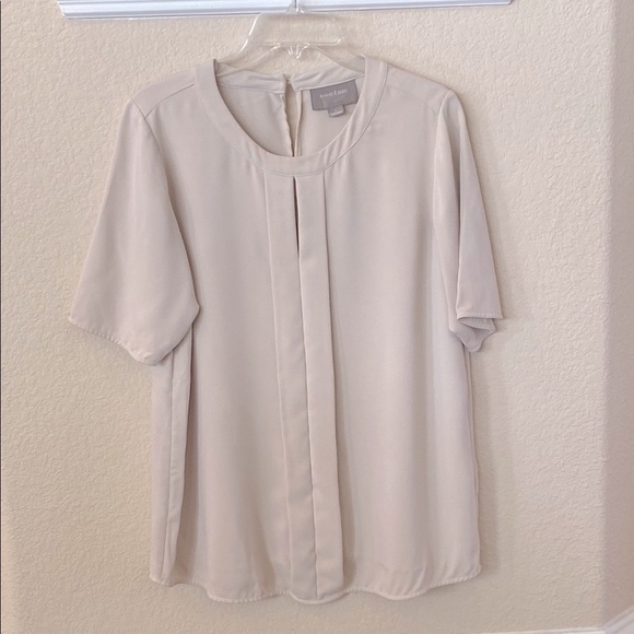 August 1 Eight Cream Blouse with Mandarin Collar and Pleated Style Size M - Picture 2 of 8